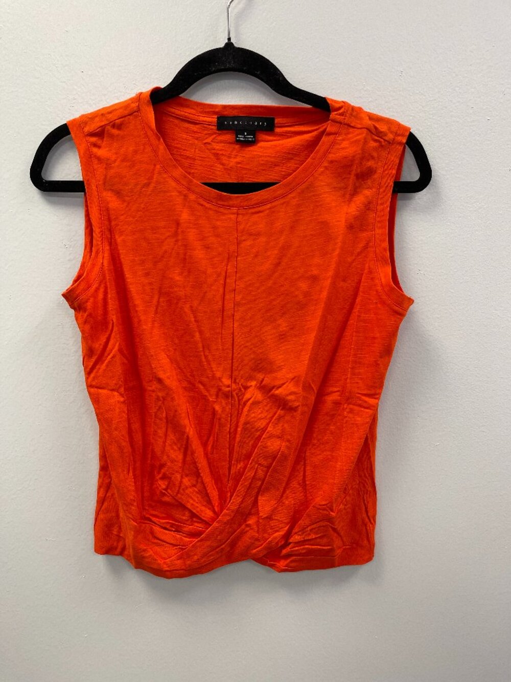 Sanctuary Knotted Hem Muscle Tee in Hibiscus Orange, Small - NWOT